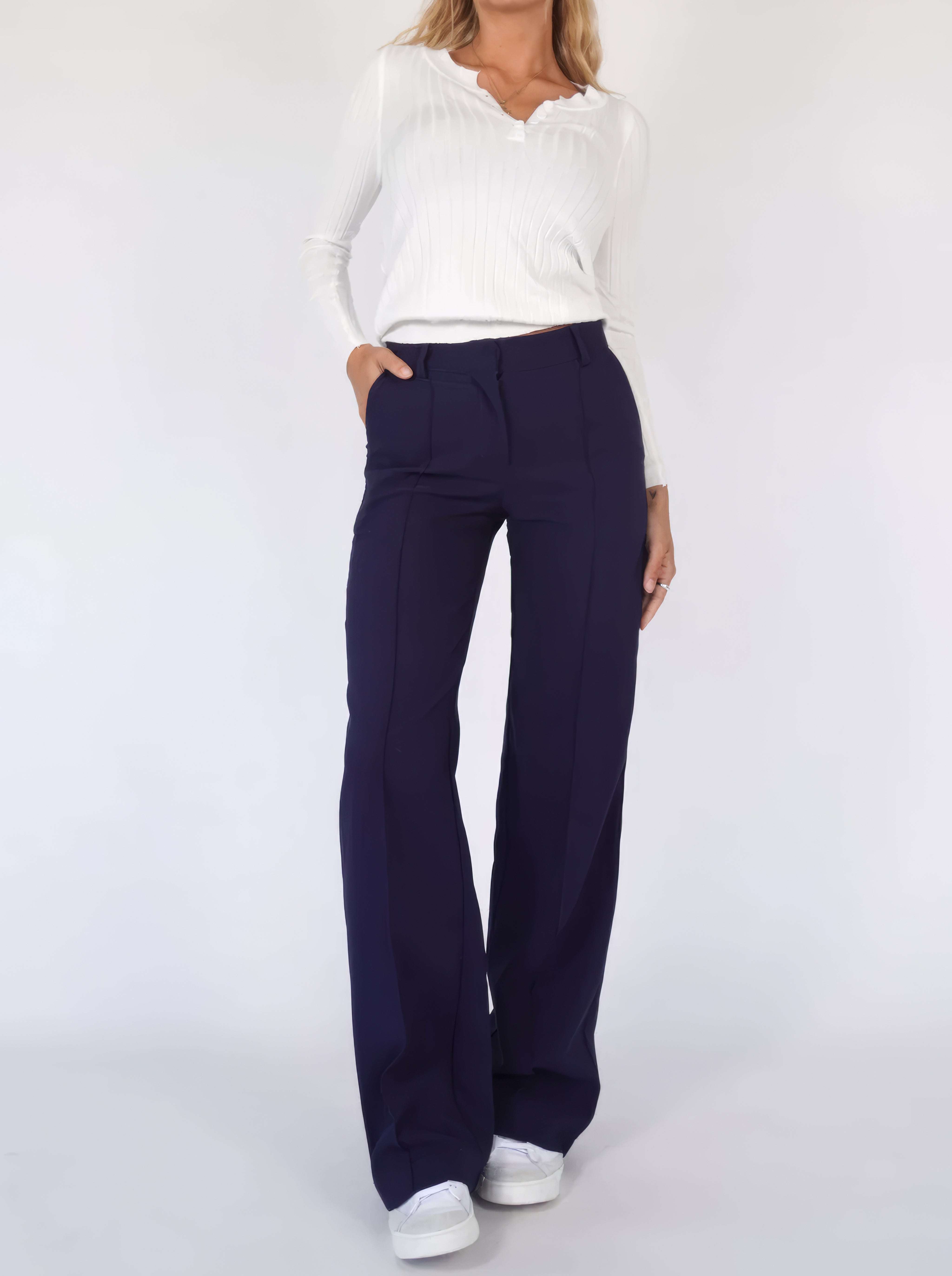 Leovy - Fashionable Women's Wide Leg Trousers