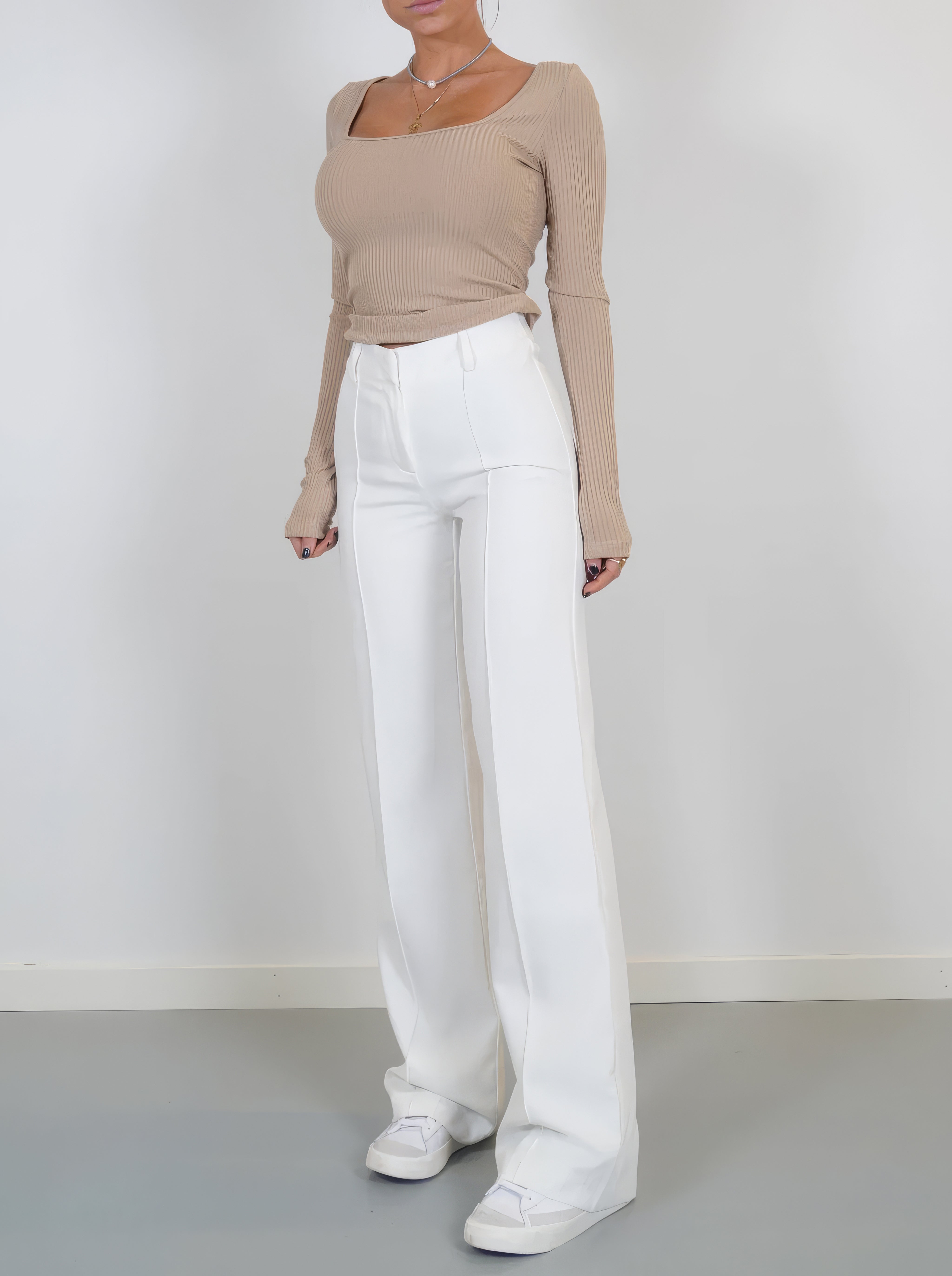 Leovy - Fashionable Women's Wide Leg Trousers