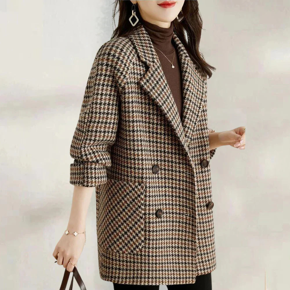 Classic Women's Coat with Lapel Collar
