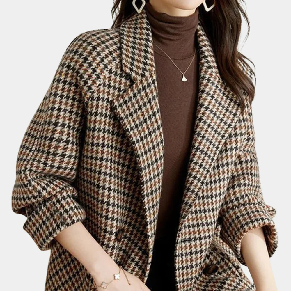 Classic Women's Coat with Lapel Collar
