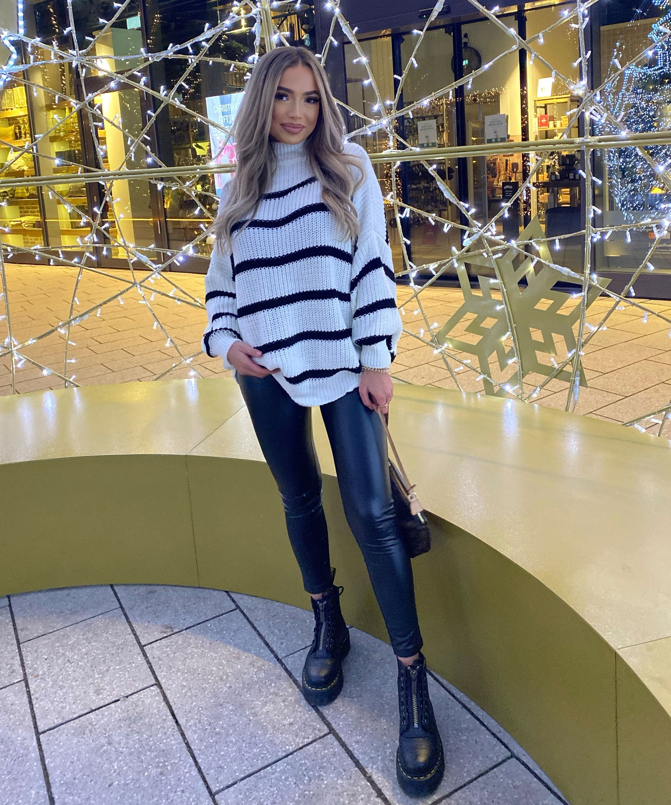 Women’s Ribbed Knit Sweater in White and Black