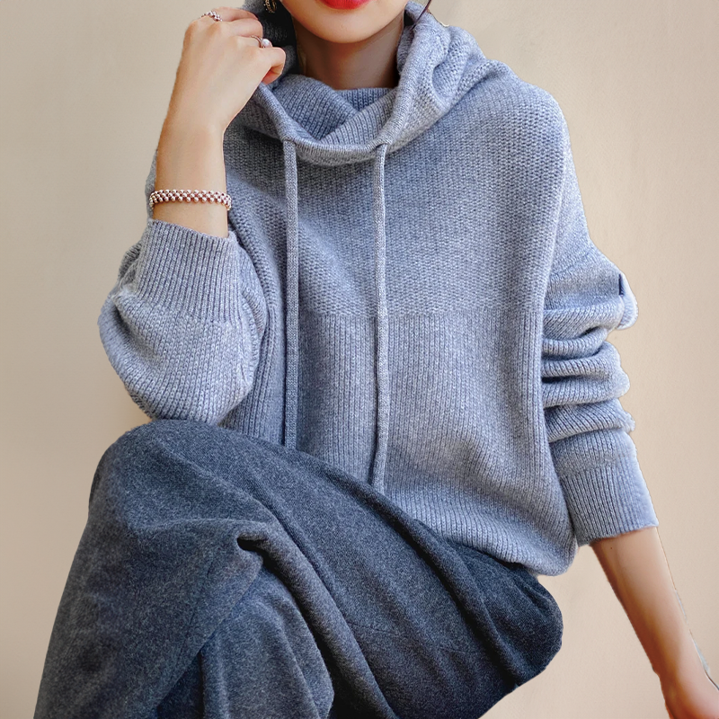 Women’s Ribbed Turtleneck Hoodie with Long Sleeves