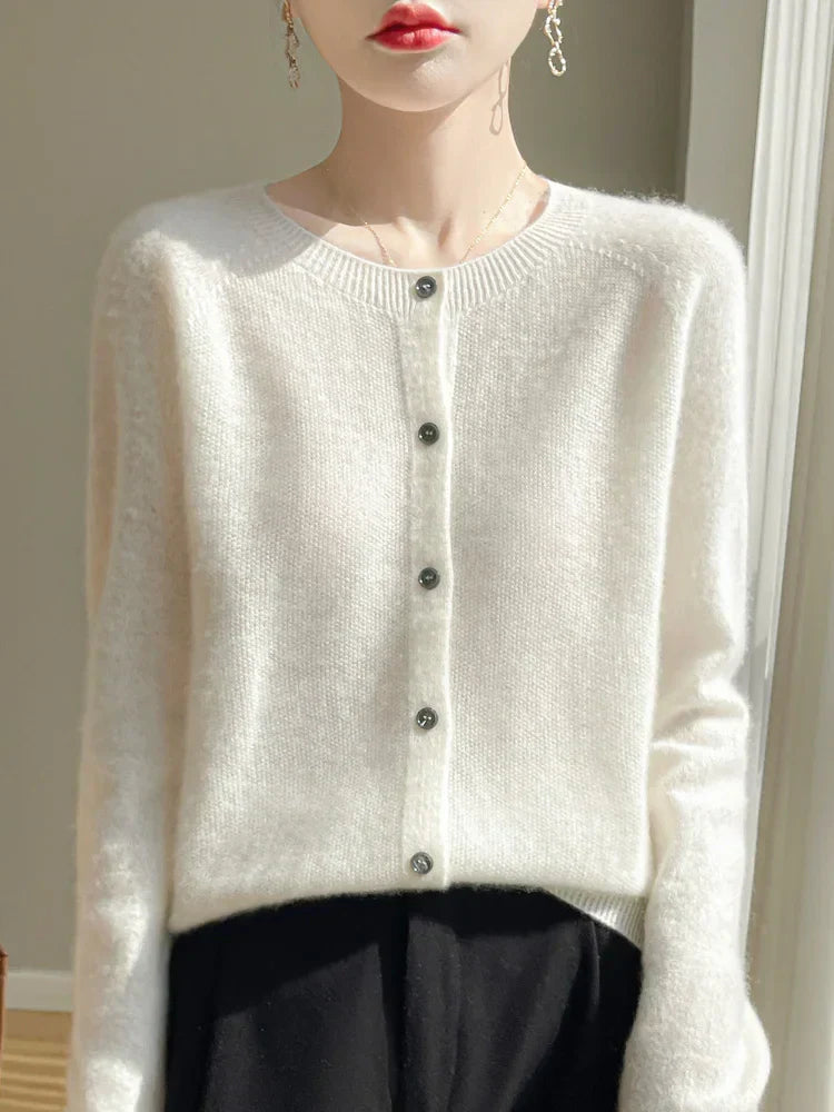 Women’s Cardigan With Button Detailing