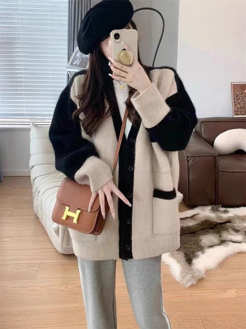 Women’s Cardigan With Oversized Shape And Contrast Trim