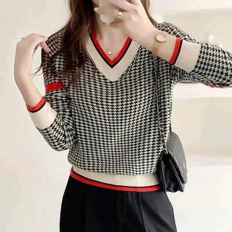 Women’s Classic Knitted Sweater