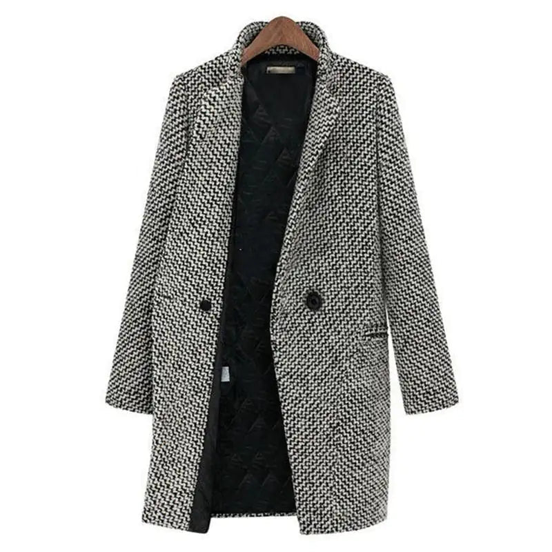 Women’s Houndstooth Coat with Button Closure