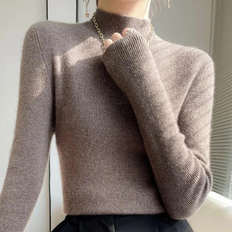 Women’s Sleeve Sweater with Half Turtleneck