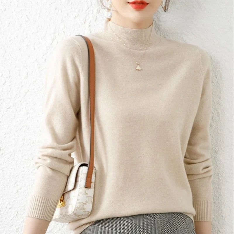 Women’s Slim Fit Knit Jumper With Mock Neck And Ribbed Trim