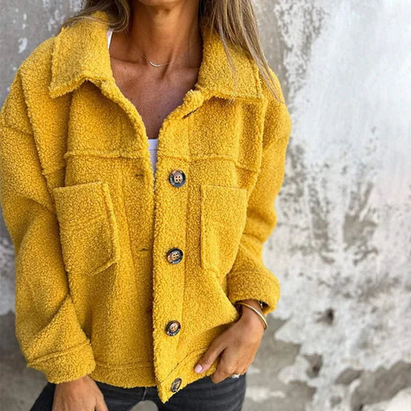 Women’s Jacket With Classic Lapel Detail
