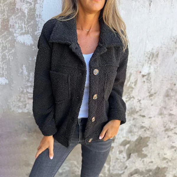 Women’s Jacket With Classic Lapel Detail