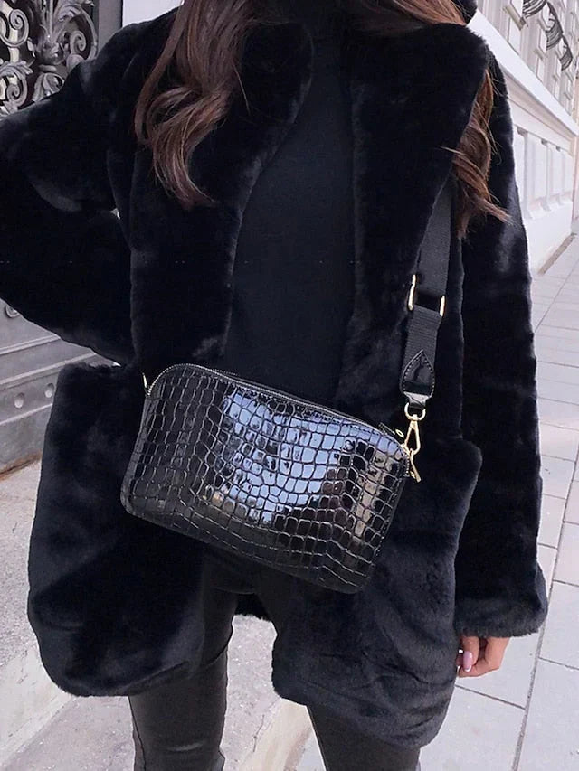 Women’s Winter Coat With Teddy Finish And Wide Collar