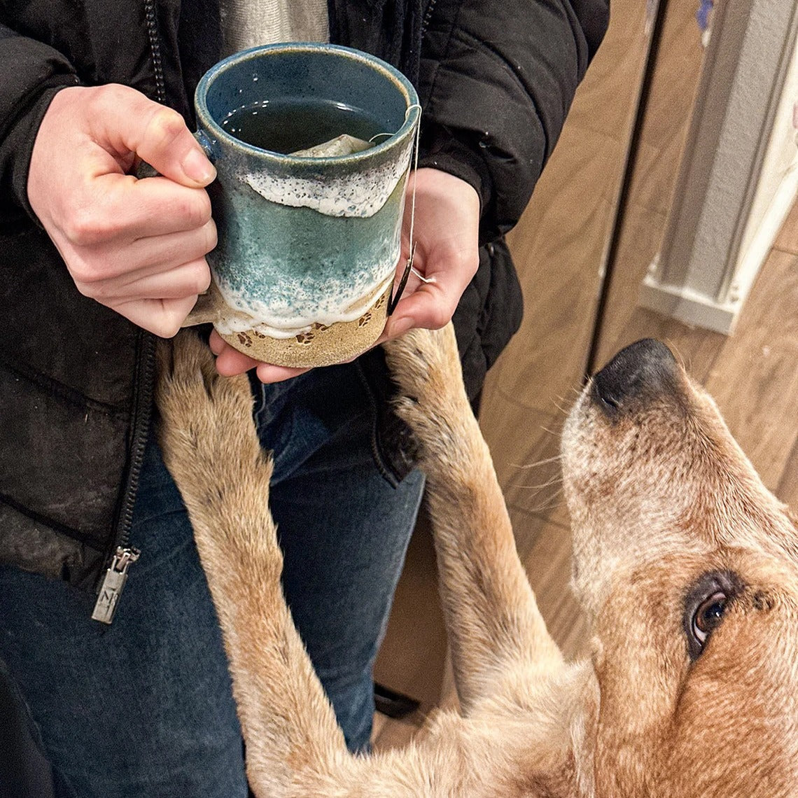 1+1 FREE | PawCup™ Ceramic Mug With An Enchanting Paw Print Design