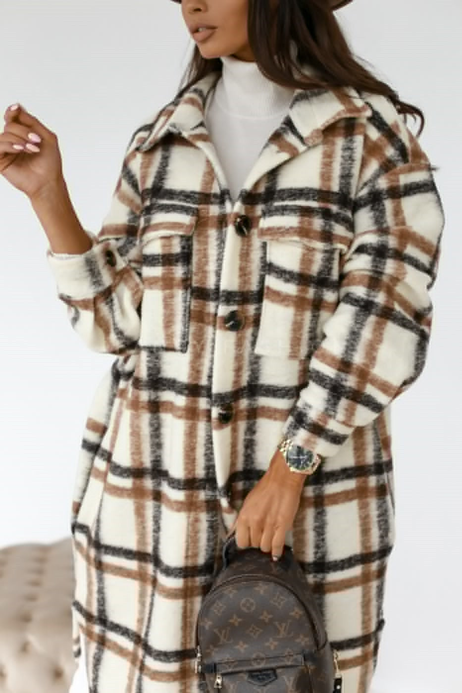 Holly™ - Elegant in a plaid long wool coat