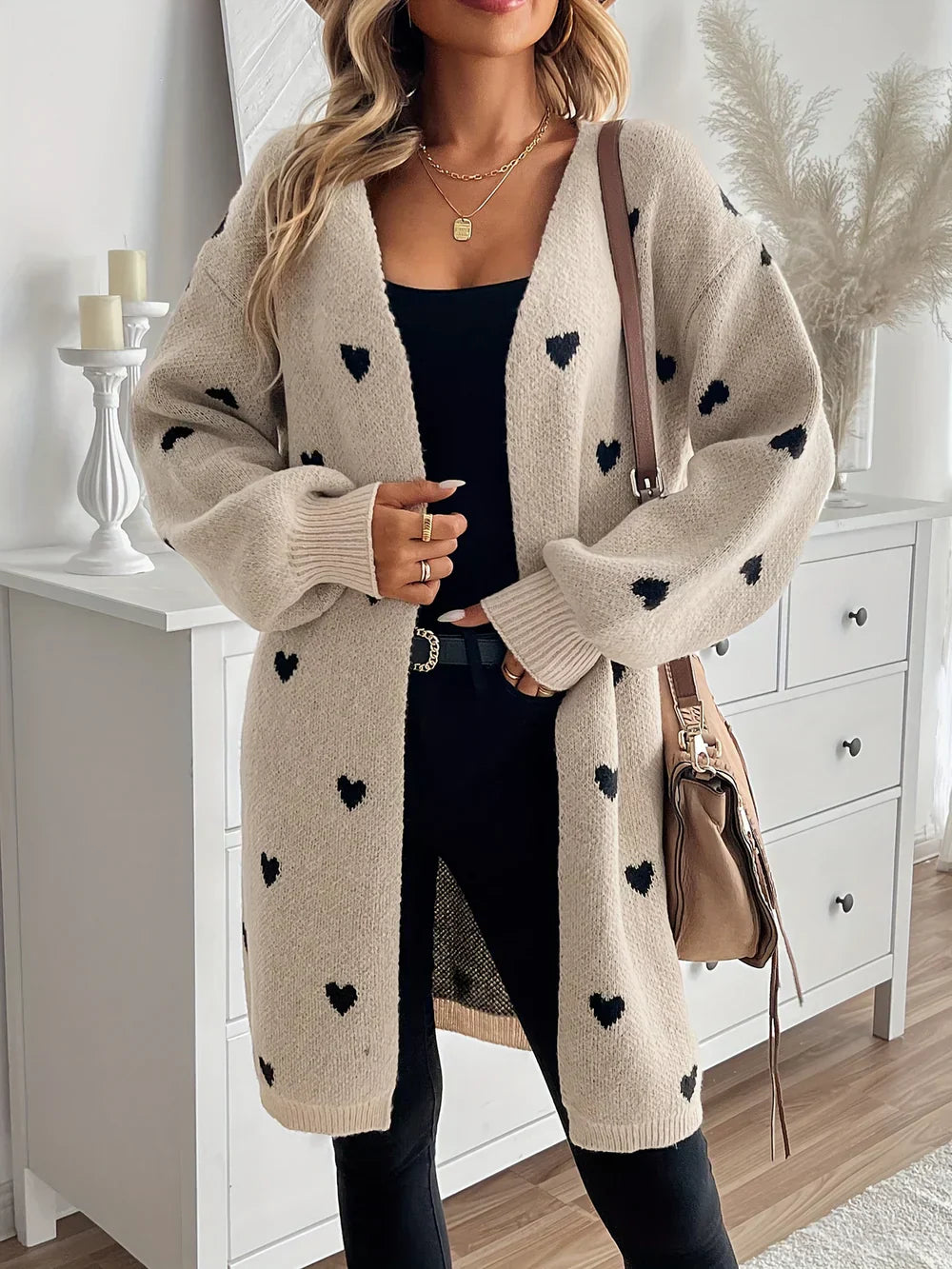 Rhianna - Cute long cardigan with heart pattern for ladies