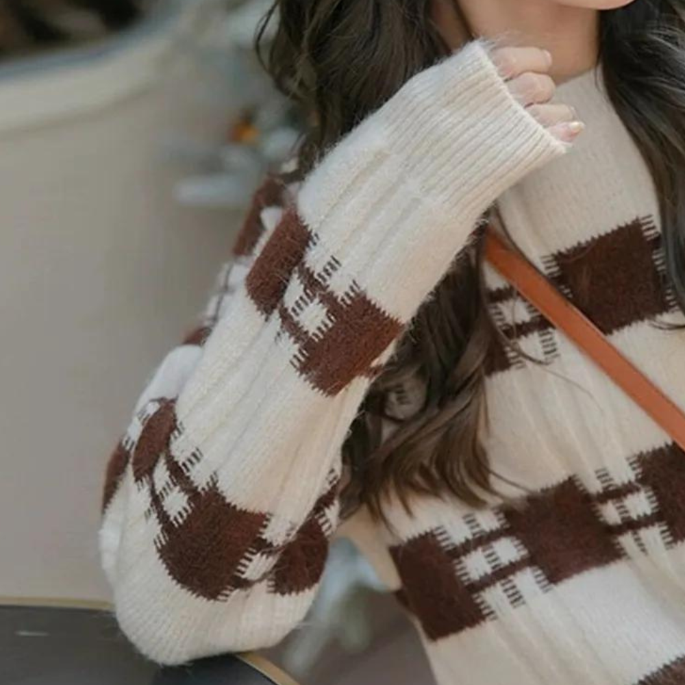 Elisa - Elegant check jumper for women