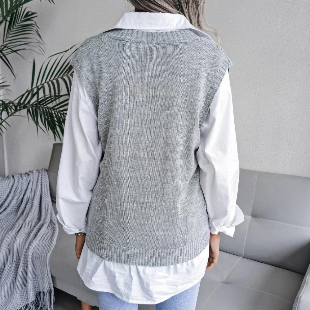 V-neck pullover and knitted cardigan