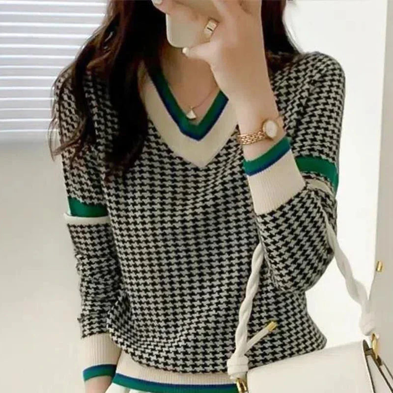 Women’s Classic Knitted Sweater