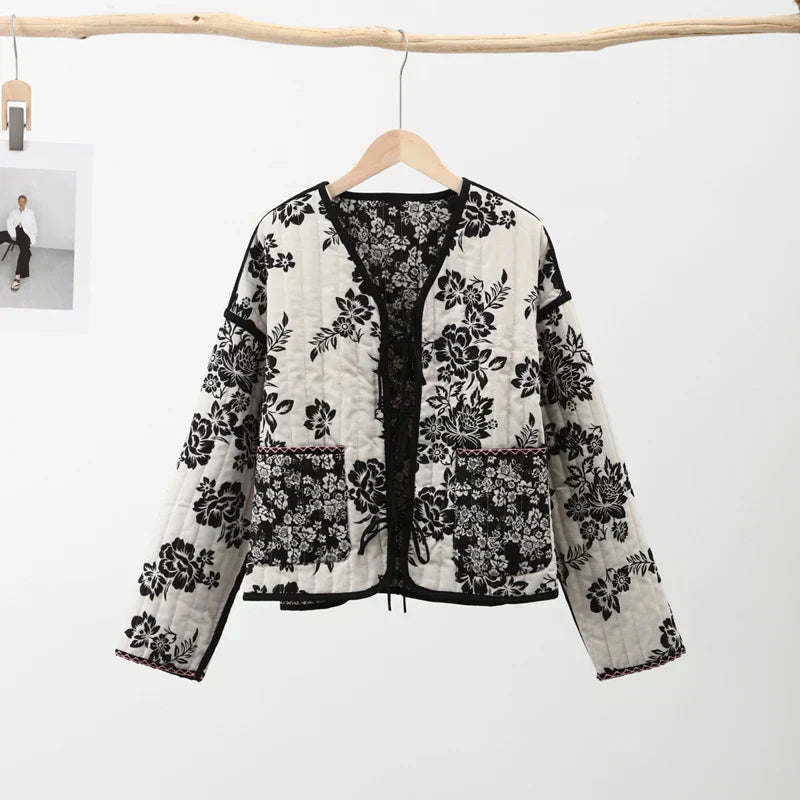 Lotte - Lovely reversible jacket with vintage motif