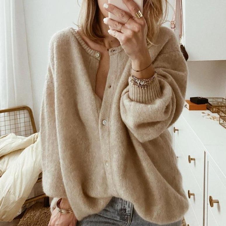 Women’s Button-Front Cardigan with Ribbed Neckline and Flared Sleeves