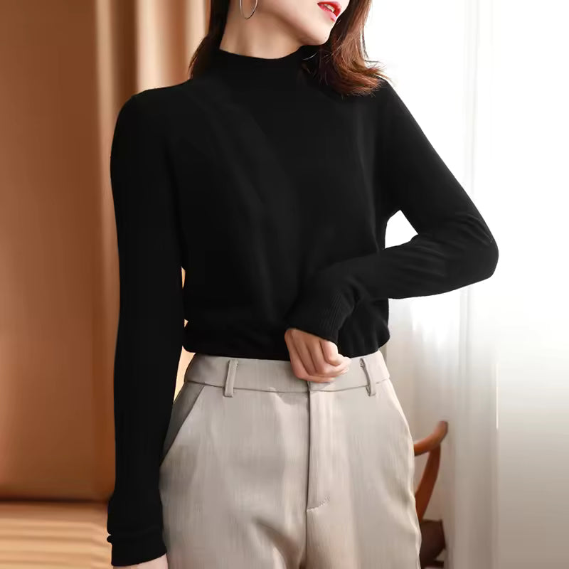 Women’s Slim Fit Knit Pullover With Mock Turtleneck