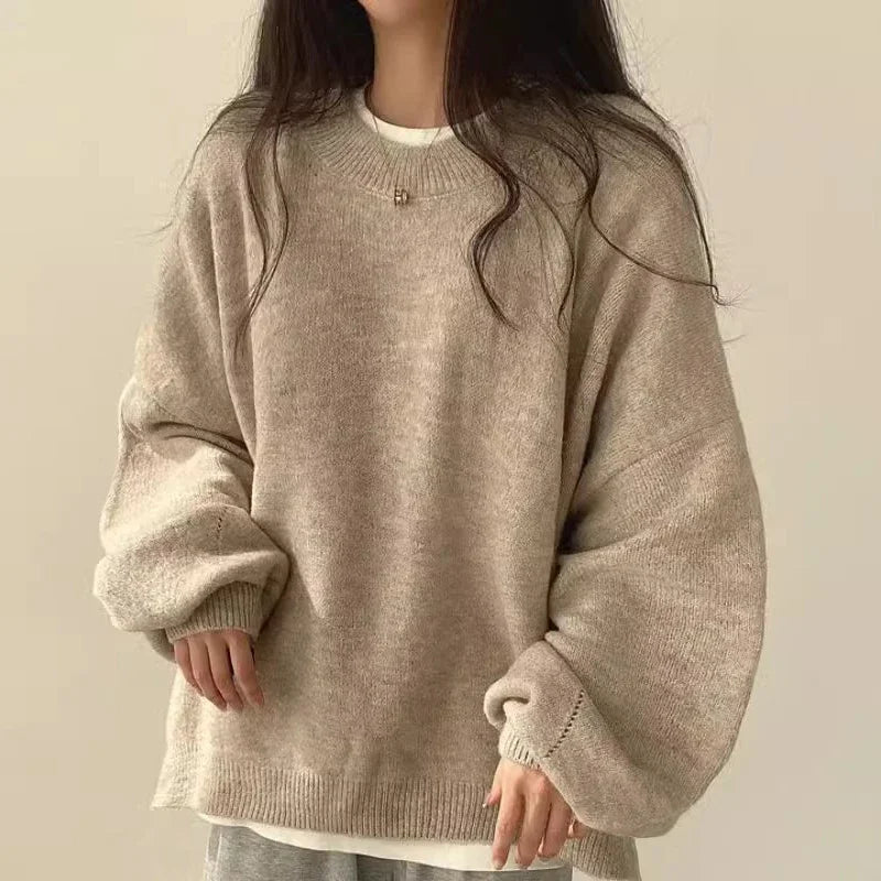 Women’s Oversized Knit Pullover With Ribbed Trim