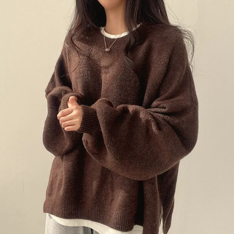 Women’s Oversized Knit Pullover With Ribbed Trim