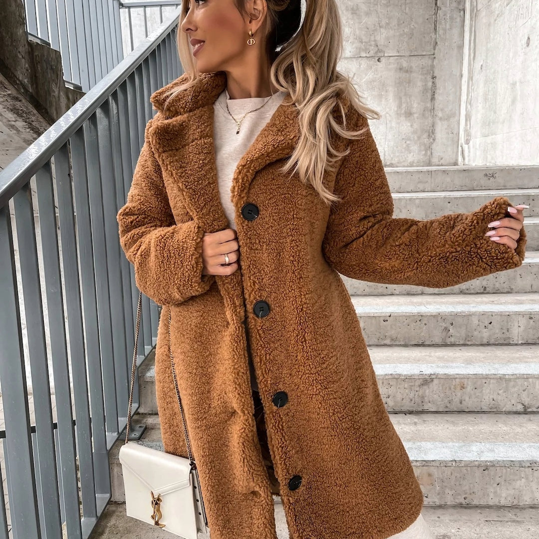 Women's Winter Coat With Wide Collar And Button Placket