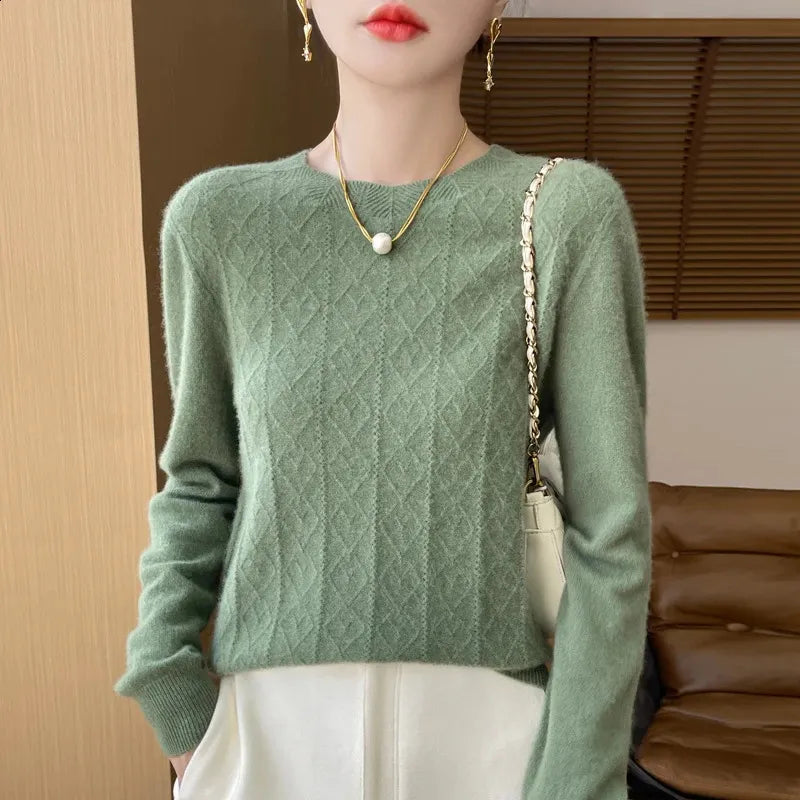 Women’s Crew Neck Knit Sweater
