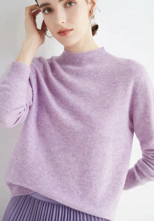 Women’s Crew Neck Sweater with Ribbed Hem