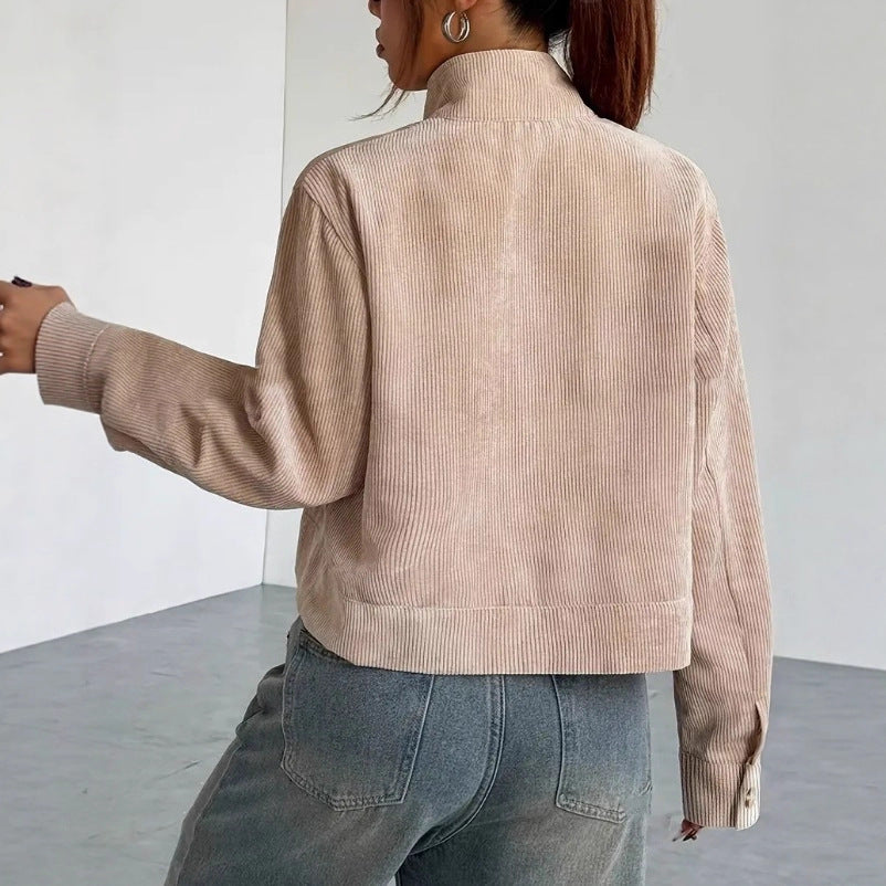 Women’s Cropped Jacket With Wide Collar And Zip-Up Front