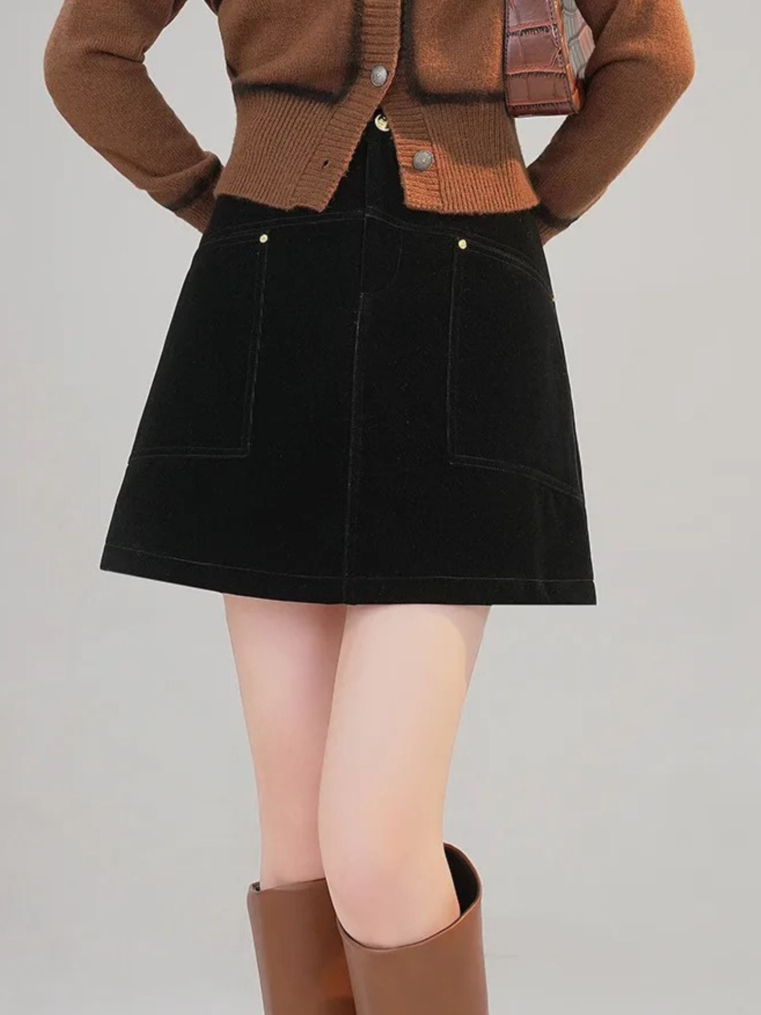 Women’s High-Waisted A-Line Mini Skirt with Pockets