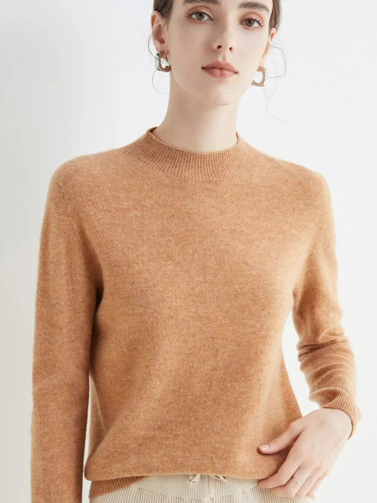 Women’s Jumper with Round Neck and Neat Finish