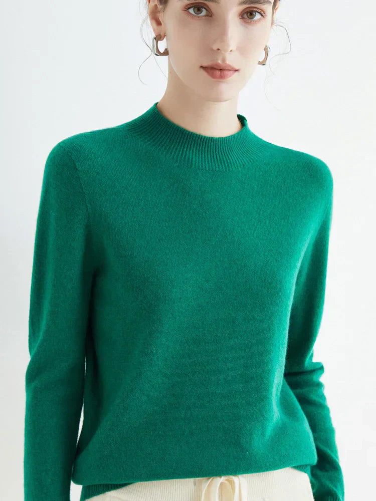 Women’s Jumper with Round Neck and Neat Finish
