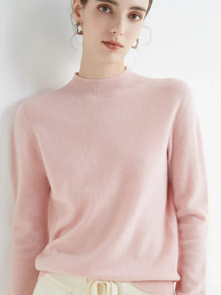Women’s Jumper with Round Neck and Neat Finish