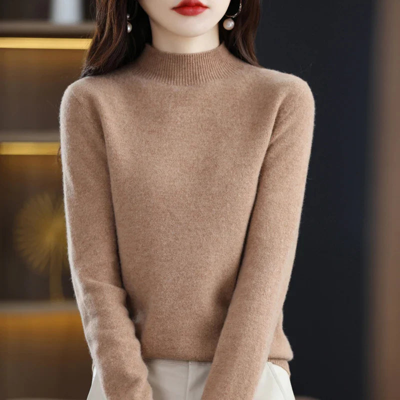 Women’s O-Neck Jumper With Straight Cut