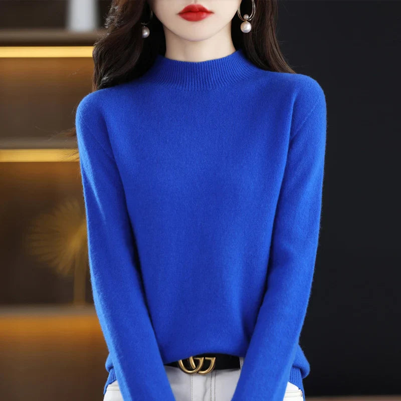 Women’s O-Neck Jumper With Straight Cut