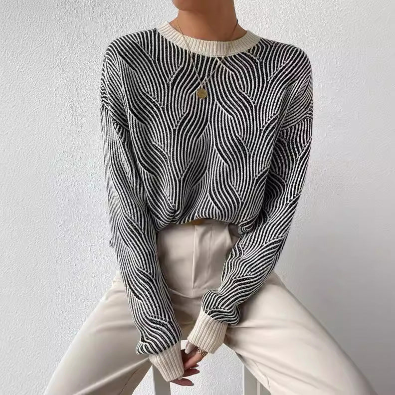 Women’s Patterned Jumper with Round Neck and Long Sleeves