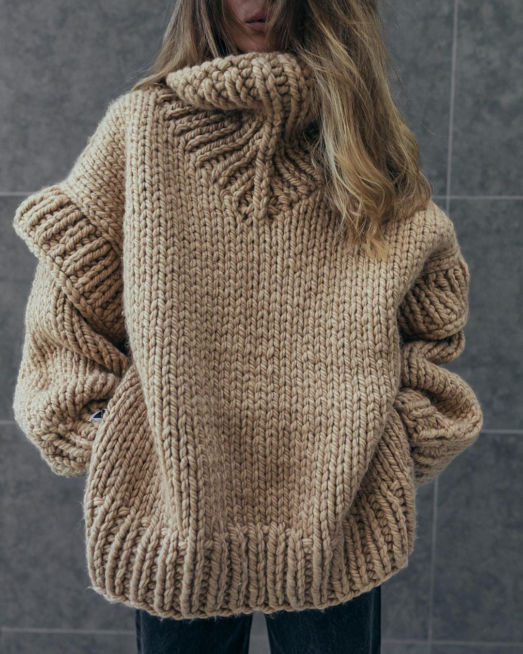 Women’s Pullover Jumper With Turtleneck And Ribbed Cuffs
