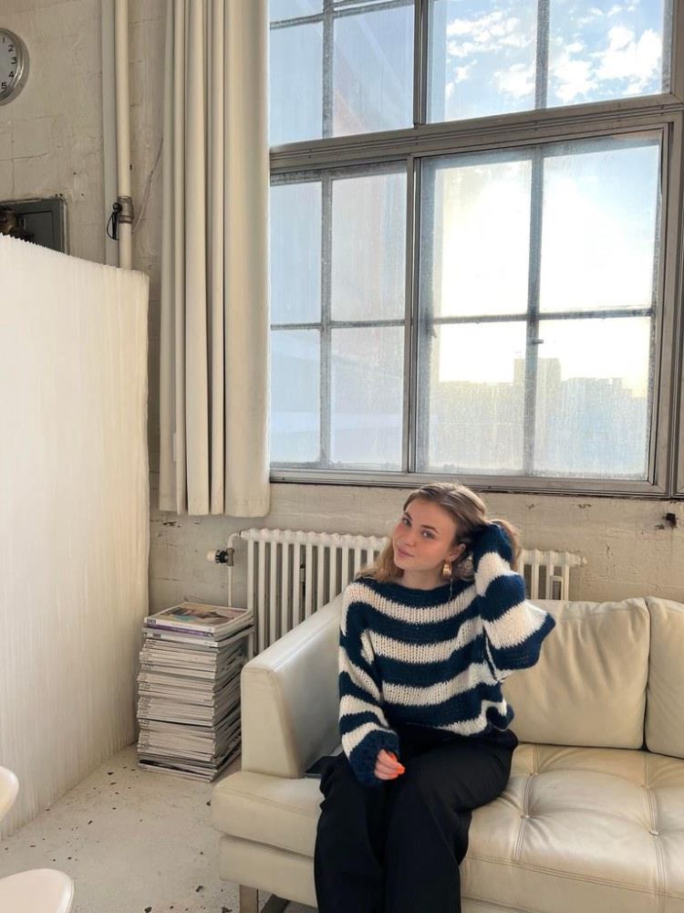 Women’s Sweater with Striped Knit Design and Round Neckline