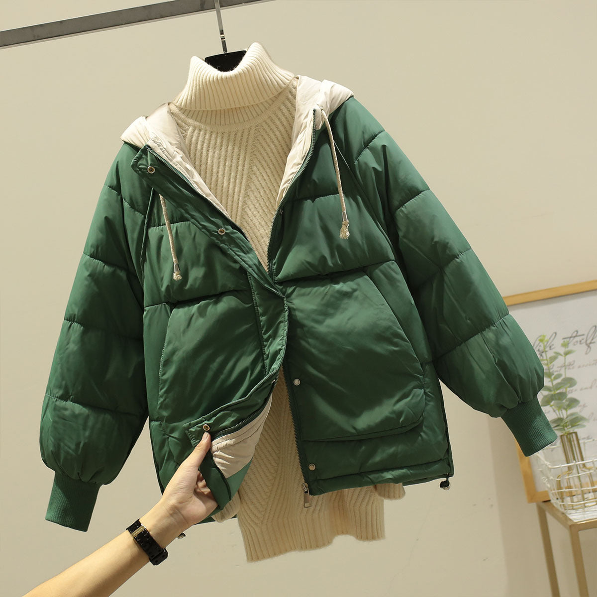 Women’s Winter Jacket with Padded Interior and Fur-Lined Hood
