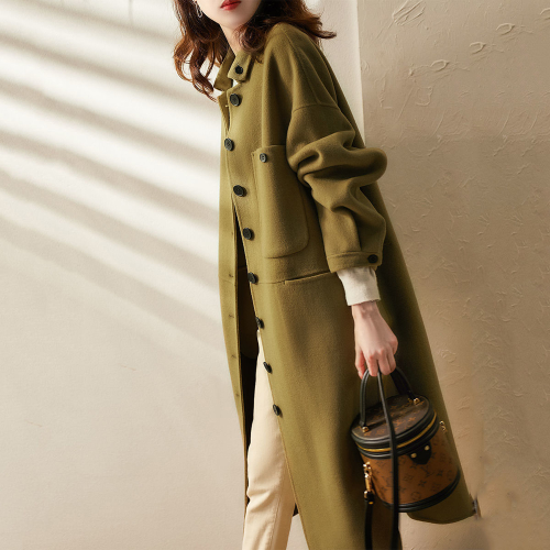 Women's Classic Coat with Pockets