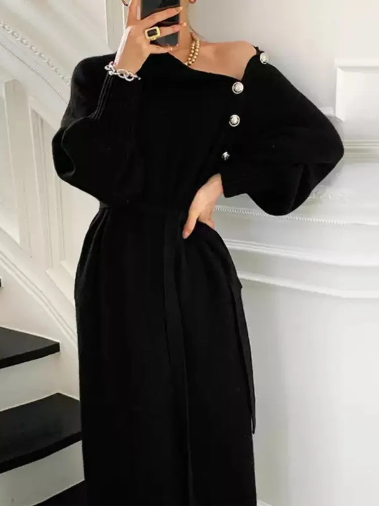 Katerina - Elegant turtleneck dress