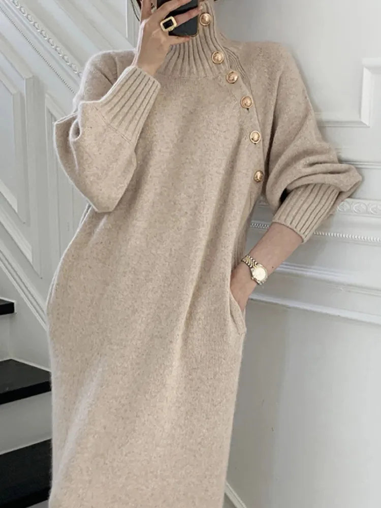 Katerina - Elegant turtleneck dress