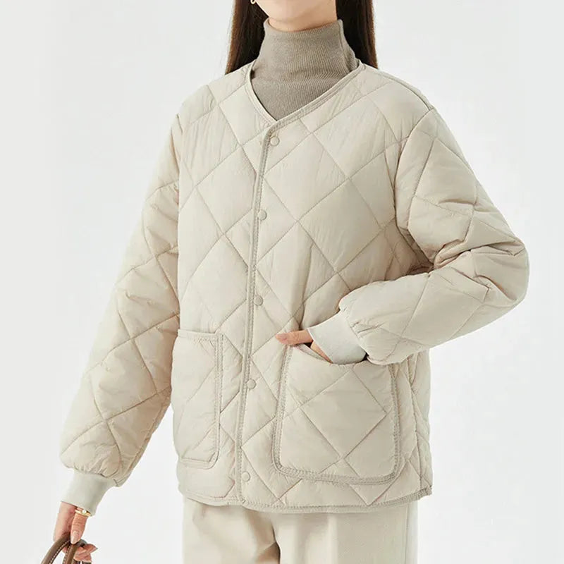 Leocadiah - Women's lightweight quilted jacket with V neck and pockets