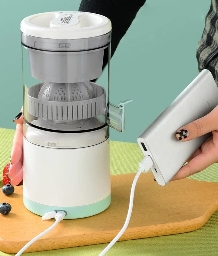 FruitJuicer™ - The Portable Juicer For Fresh Juice Everywhere