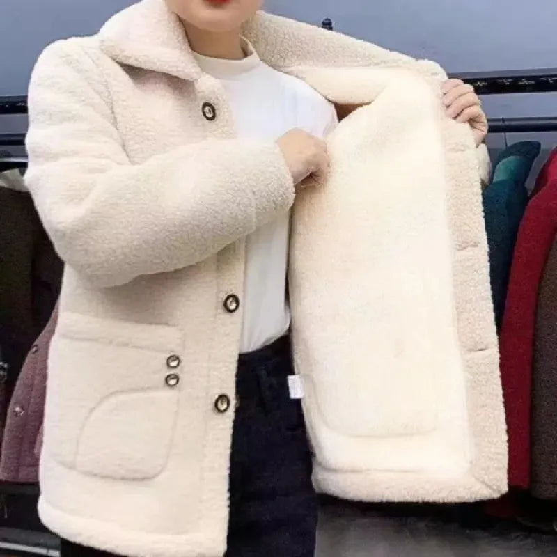 Jasmine - Thick Coat with Faux Fur Lining