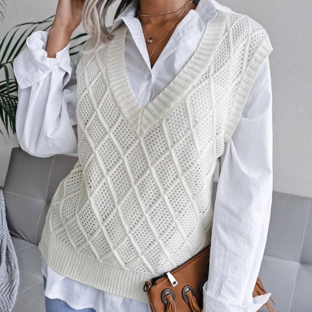 Azra - Elegant Knitted Cardigan for Women