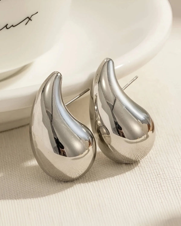 1+1 FREE | Teardrop Earrings™ Enhance your everyday glamour