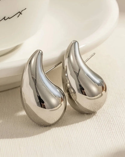 1+1 FREE | Teardrop Earrings™ Enhance your everyday glamour