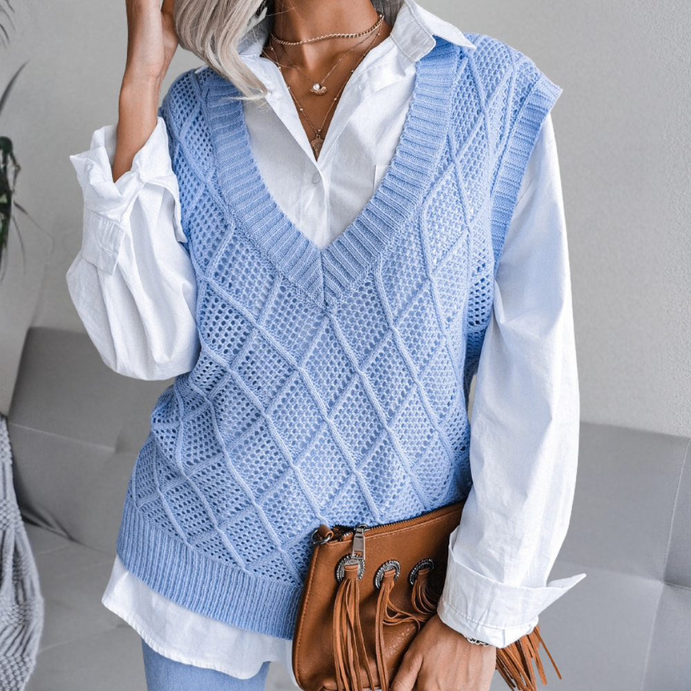 Azra - Elegant Knitted Cardigan for Women